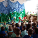 wystep-dzieci-z-grupy-lniane-skrzaty