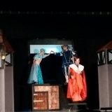 w-teatrze