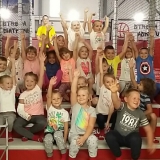 zabawa-dzieci-w-jump-word