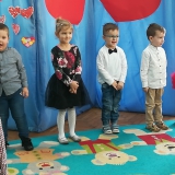 dzieci-wystepuja-dla-dziadkow