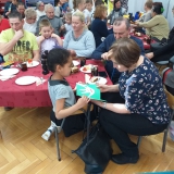 dzieci-wystepuja-dla-dziadkow